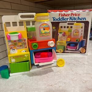 Vtg 1986 Fisher Price TODDLER KITCHEN #1008 COMPLETE Original Box MAKES SOUNDS